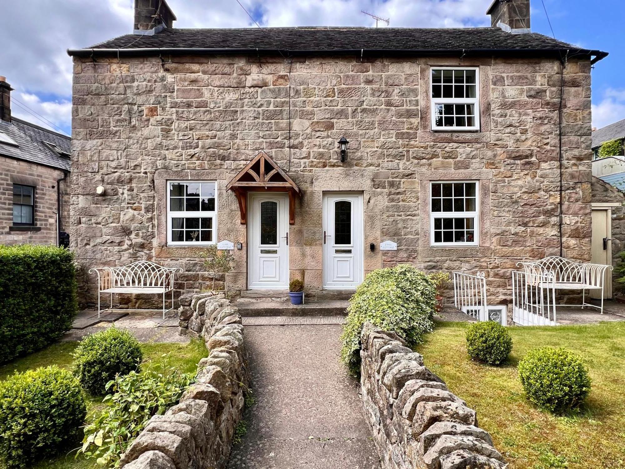 Gate Cottage マトロック エクステリア 写真